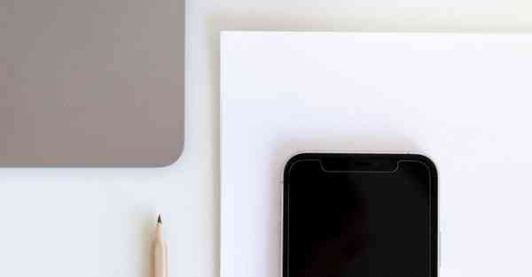 智能感应飞行机器人奥特曼