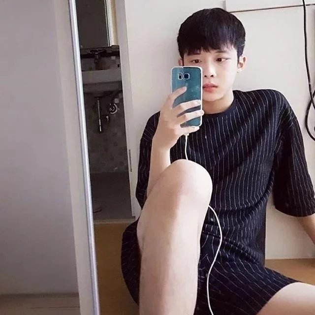 房强世成