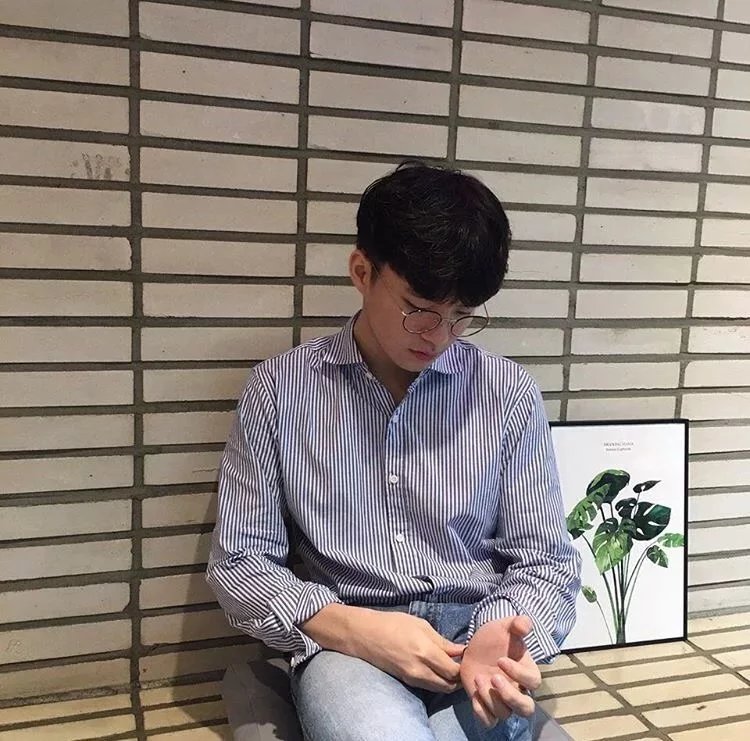 利芸茜英