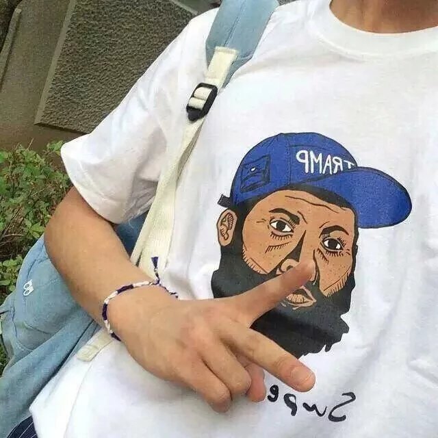 柯烟初初